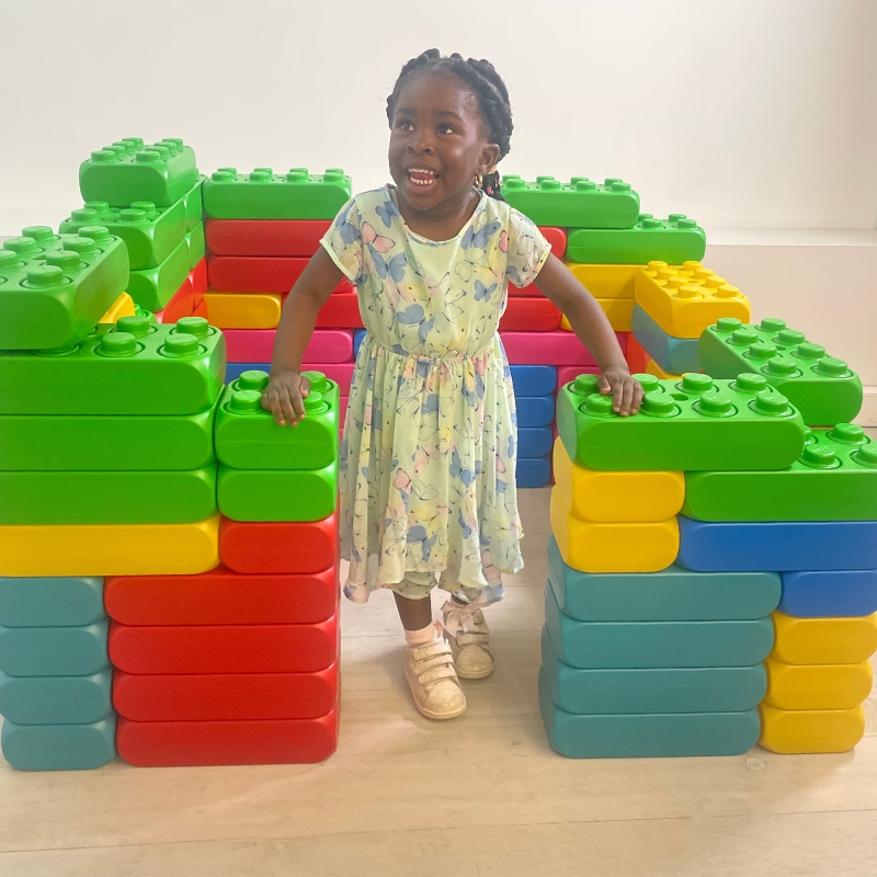 Loan Play Package Large Lego Blocks – Fairplace - Main Image