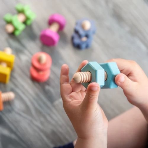 Tickit Regenboog Houten Moeren en Bouten